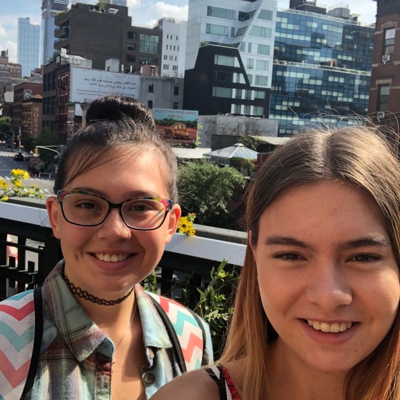 Meet your Posher, Essence - Picture 1 of 1